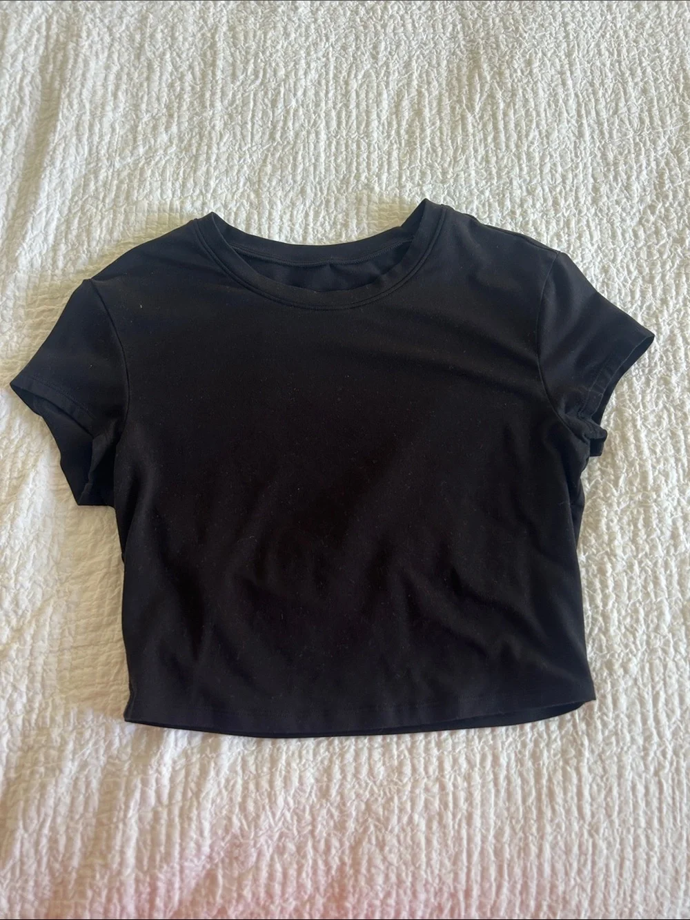ALO Yoga Black Cropped Crew Tee